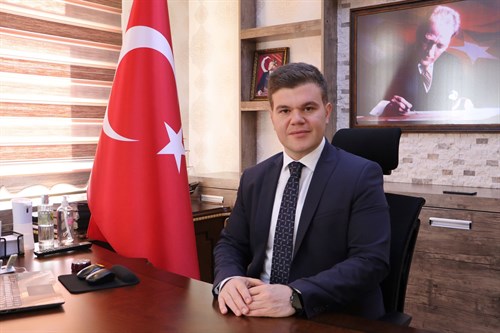 KAYMAKAMIMIZ BÜNYAMİN KARALOĞLU'NUN 2024 YILI KUTLAMA MESAJI